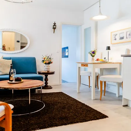 Apartment Am Hafen, Klein Und Fein Ideal Fuer Zwei