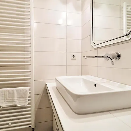 Am Hafen, Klein Und Fein Ideal Fuer Zwei Apartment